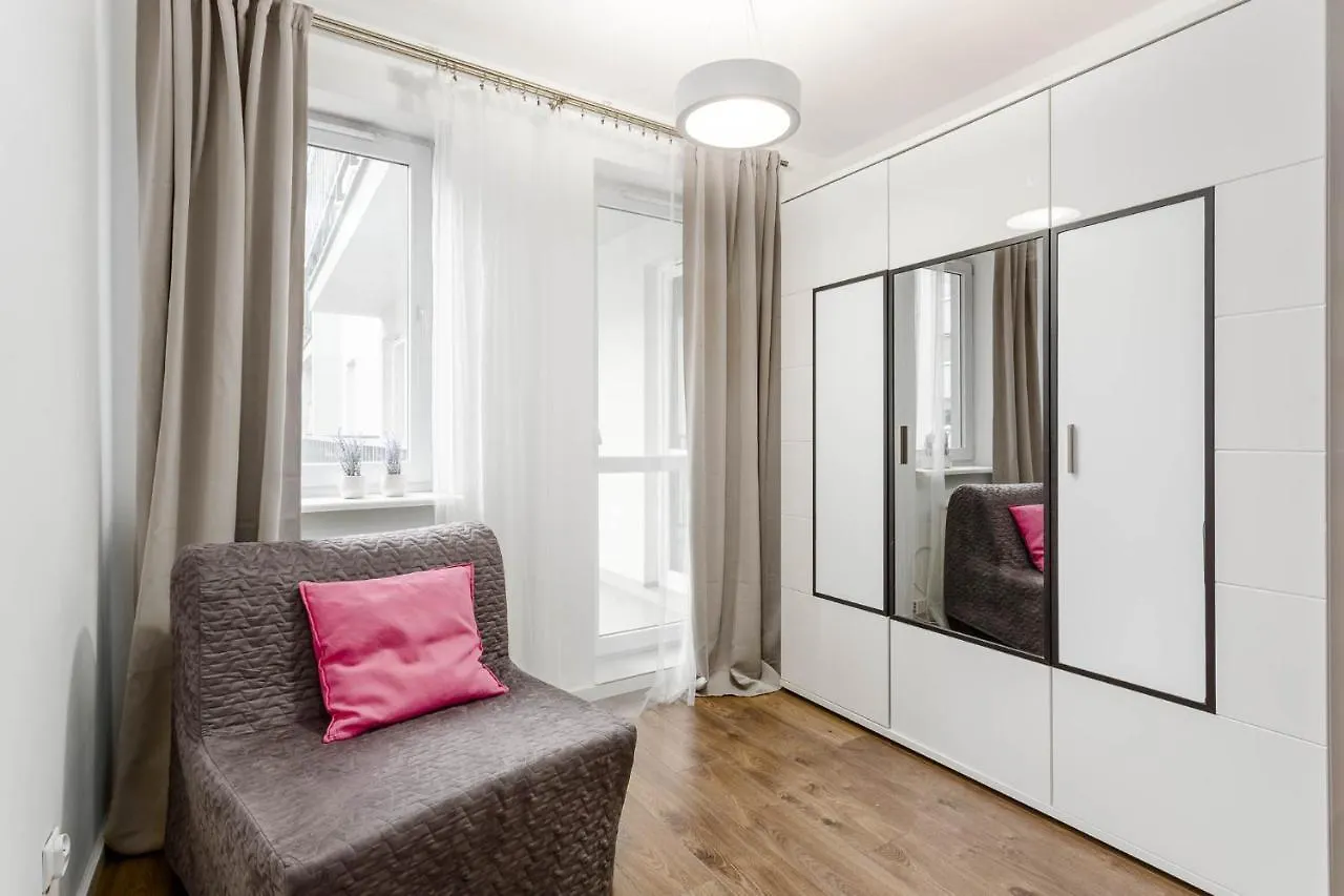 Chill Apartments Fieldorfa Warsaw 0*,